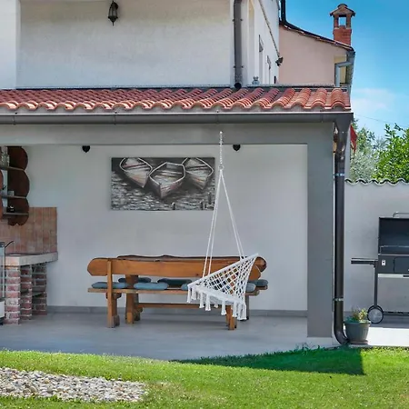 Villa House Emma Burići