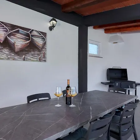 House Emma Villa
